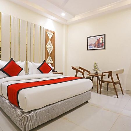 Frank Stay-Newly Built Worth -2Mins Walk From Rk Ashram Metro Satation New Delhi Bagian luar foto