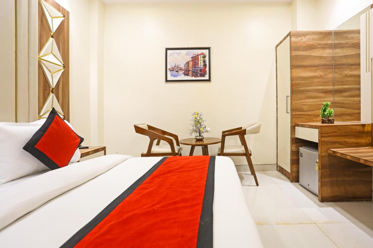 Frank Stay-Newly Built Worth -2Mins Walk From Rk Ashram Metro Satation New Delhi Bagian luar foto